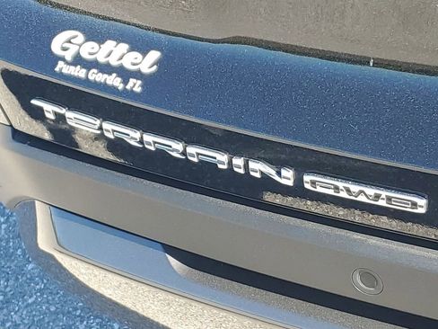 Used 2025 GMC Terrain Elevation image 40