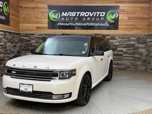 Used 2019 Ford Flex Limited w/ Equipment Group 303A AWD/4WD image 4