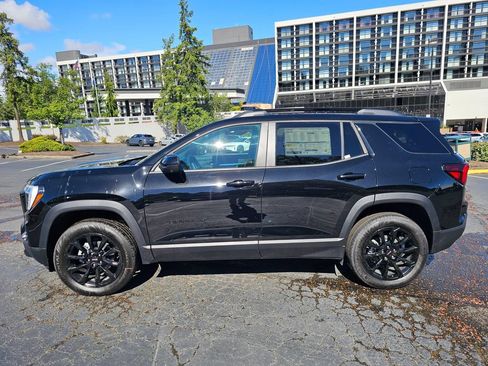 New 2026 GMC Terrain Elevation w/ Elevation Premium Package FWD image 2