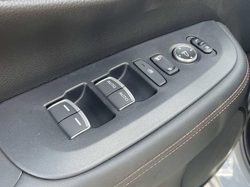 Used 2024 Honda HR-V Sport image 14