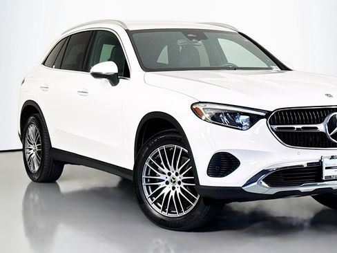 Certified 2026 Mercedes-Benz GLC 300 image 15