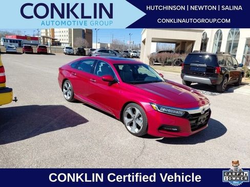 Used 2018 Honda Accord Touring image 1
