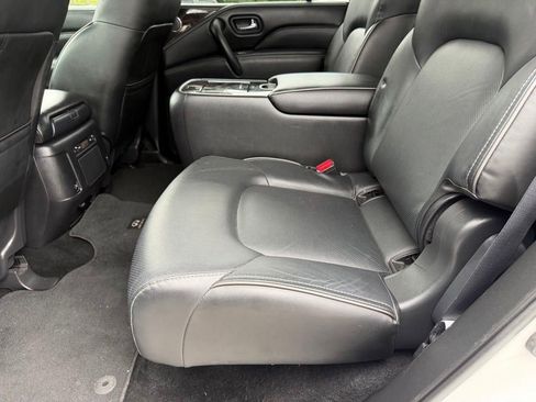 Used 2024 INFINITI QX80 Luxe AWD/4WD image 10