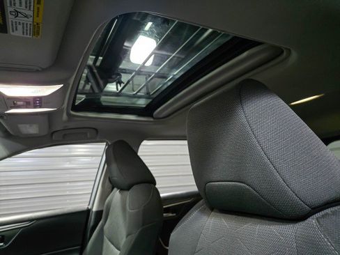 Used 2023 Toyota RAV4 XLE w/ Convenience Package image 18