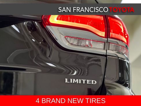 Used 2022 Jeep Grand Cherokee Limited w/ Trailer Tow Group IV image 10