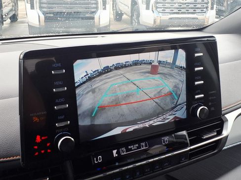 Certified 2023 Toyota Sienna XSE w/ XSE Plus Package FWD image 20