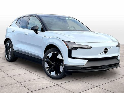New 2026 Volvo EX30 Ultra w/ Protection Package Premier image 2