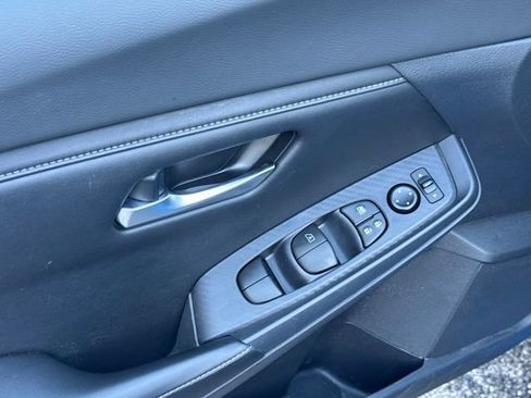 Used 2021 Nissan Sentra SV image 5