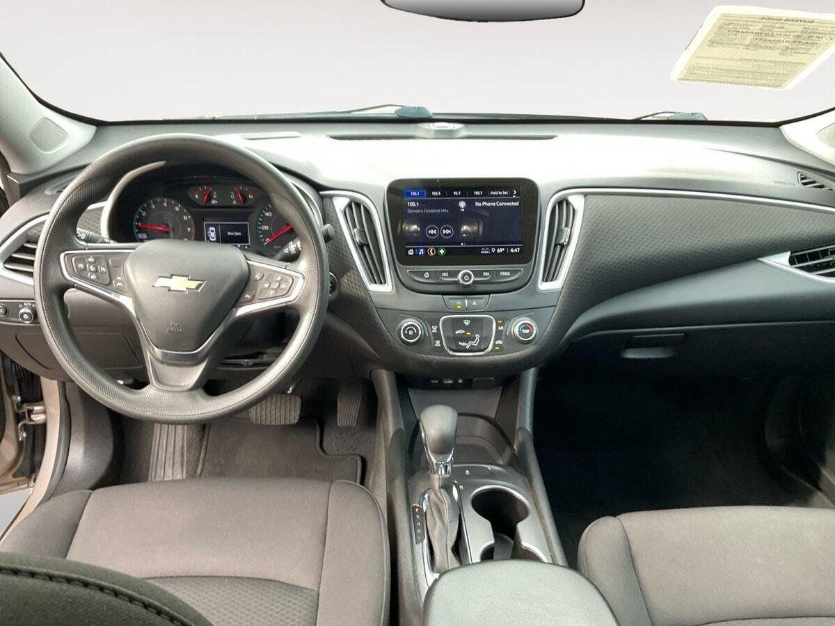 Used 2024 Chevrolet Malibu LS FWD image 10