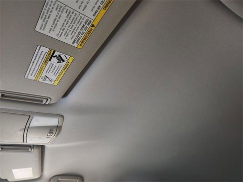 Used 2017 Nissan Armada SL w/ Interior Lighting Package image 26