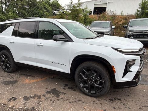 New 2026 Chevrolet Traverse RS FWD image 7