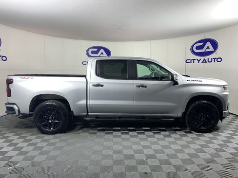 Used 2021 Chevrolet Silverado 1500 Custom w/ Rally Edition AWD/4WD image 2