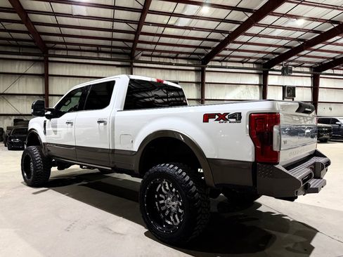 Used 2018 Ford F250 King Ranch w/ King Ranch Ultimate Package image 7