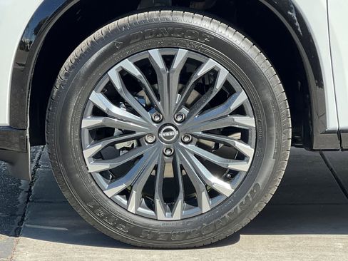 New 2026 Nissan Rogue Platinum image 37