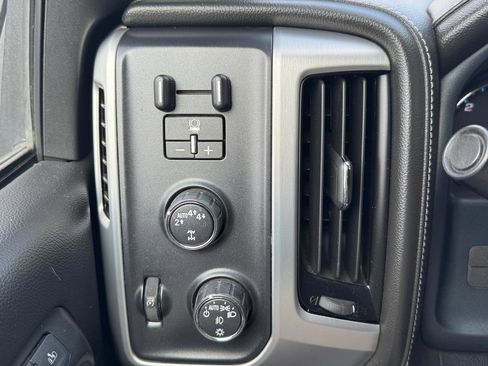 Used 2018 GMC Sierra 1500 SLT w/ SLT Premium Package image 26