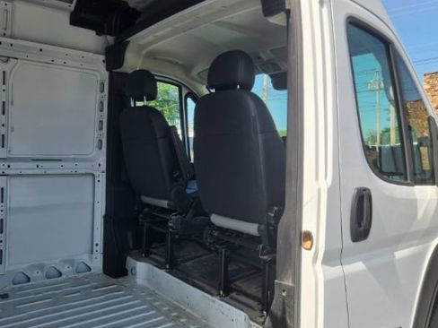 Used 2026 RAM ProMaster 2500 w/ Convenience Group FWD image 7