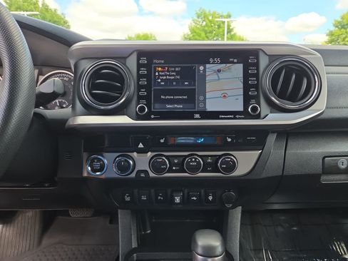 Used 2022 Toyota Tacoma Limited w/ Black Out Package (TMS) AWD/4WD image 24