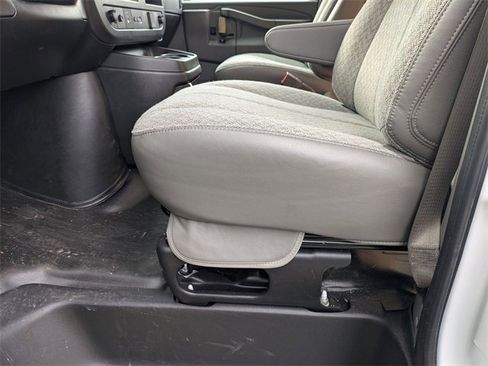 New 2025 Chevrolet Express 3500 w/ Power Convenience Package image 10