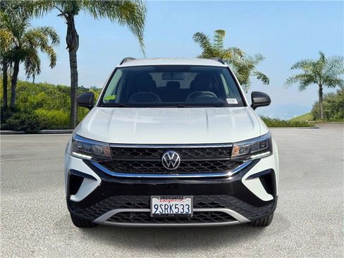 Used 2022 Volkswagen Taos S FWD image 3