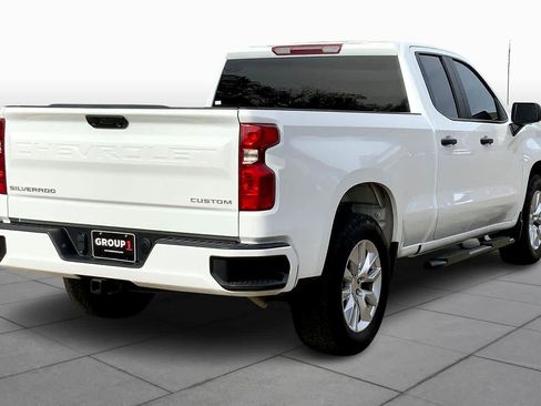 Used 2024 Chevrolet Silverado 1500 Custom image 24