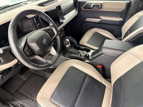 Certified 2023 Ford Bronco Wildtrak AWD/4WD image 4