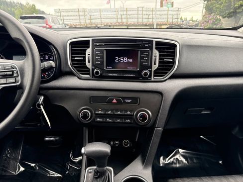 Used 2019 Kia Sportage LX AWD/4WD image 30