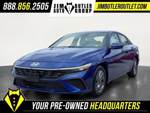 Used 2024 Hyundai Elantra SEL FWD image 1