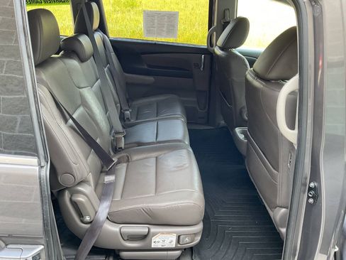 Used 2016 Honda Odyssey Touring Elite image 43