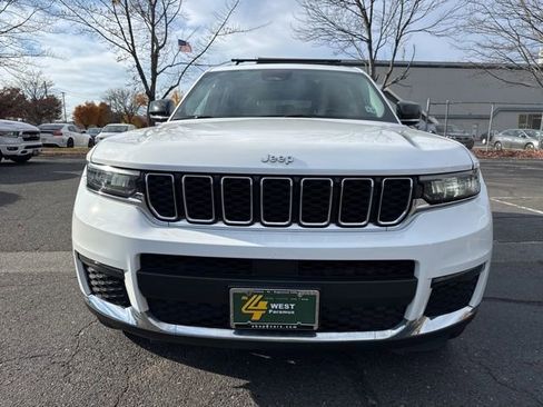 Certified 2022 Jeep Grand Cherokee L Limited image 2