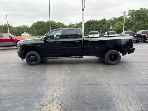 New 2026 RAM 3500 Tradesman AWD/4WD image 5