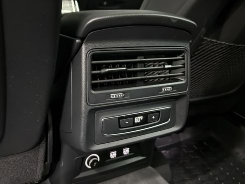 Used 2020 Audi Q7 3.0T Premium Plus w/ Premium Plus Package image 28