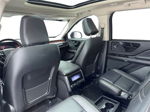 Used 2024 Lincoln Aviator Reserve w/ Equipment Group 201A image 44