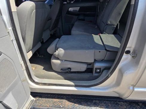Used 2008 Dodge Ram 2500 Truck SXT image 12