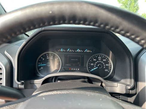Used 2018 Ford F150 XLT w/ Equipment Group 302A Luxury AWD/4WD image 10