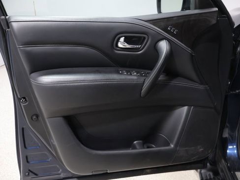 Used 2024 INFINITI QX80 Luxe AWD/4WD image 12