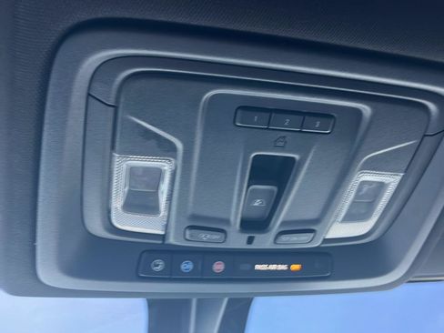 Used 2022 Chevrolet Silverado 3500 High Country AWD/4WD image 17