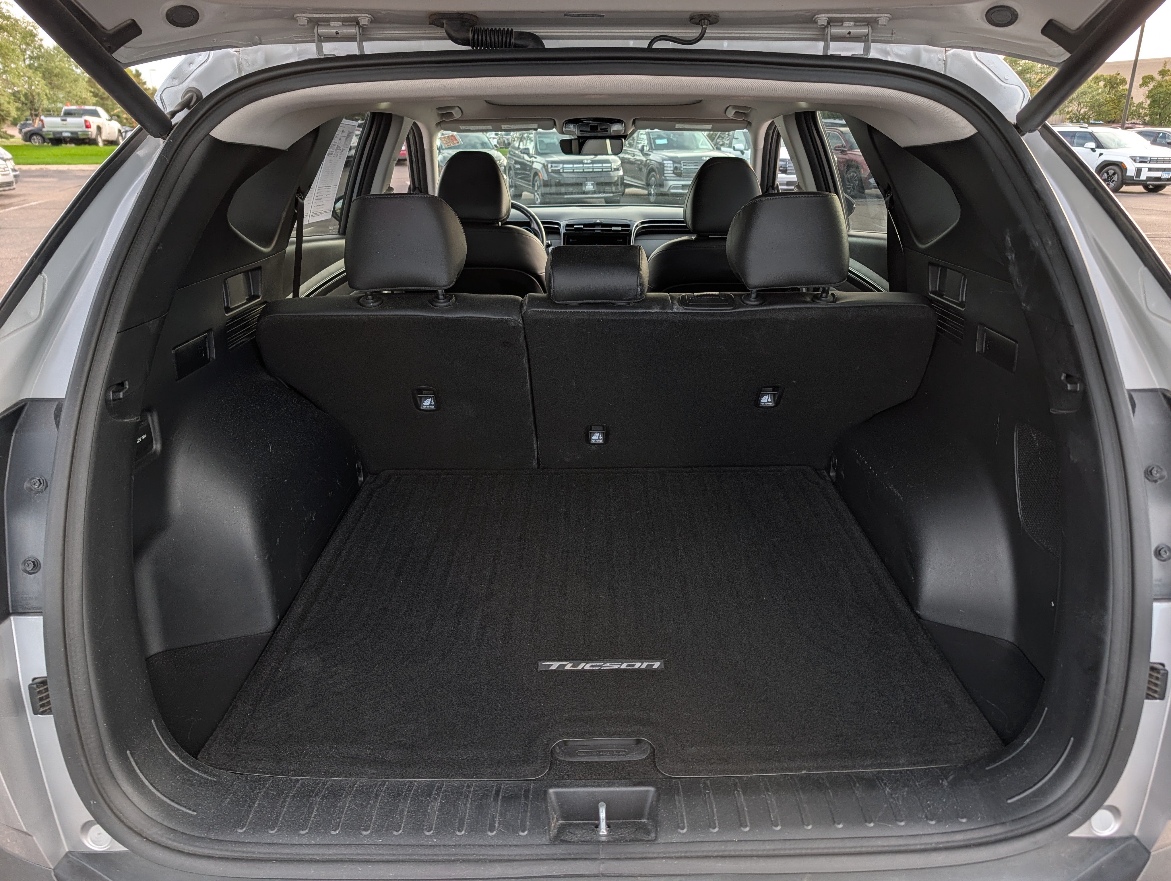 Used 2022 Hyundai Tucson Limited AWD/4WD image 15