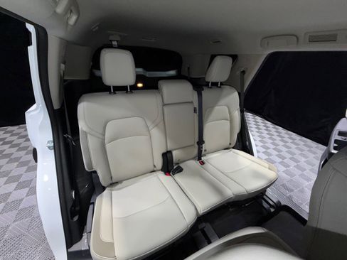 New 2026 Nissan Pathfinder SL image 18