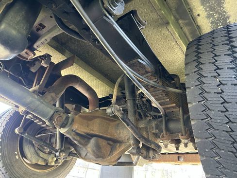 Used 2017 Ford F550 4x4 Regular Cab Super Duty image 30