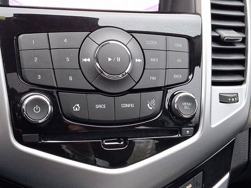 Used 2014 Chevrolet Cruze LT w/ All-Star Edition image 29