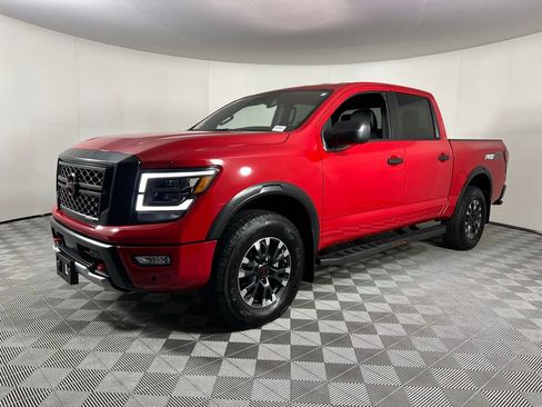 Used 2024 Nissan Titan PRO-4X w/ Pro-4x Utility Package image 3