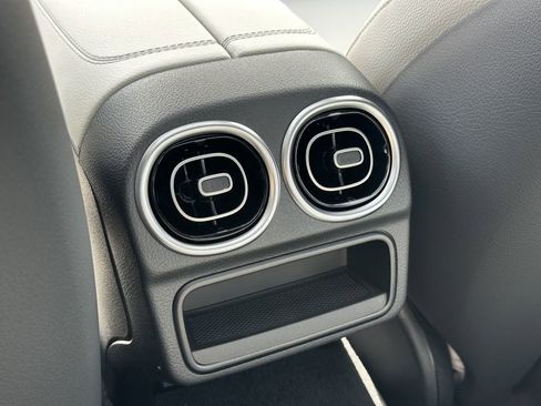 New 2026 Mercedes-Benz C 300 Sedan image 25