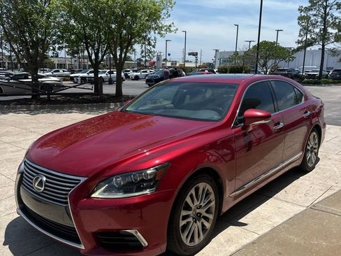 Used 2014 Lexus LS 460 w/ Comfort Package RWD image 12