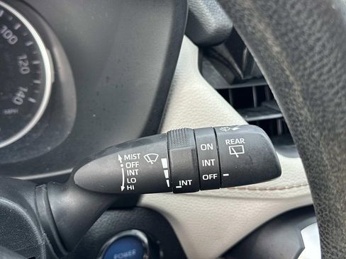 Used 2022 Toyota RAV4 XLE image 19