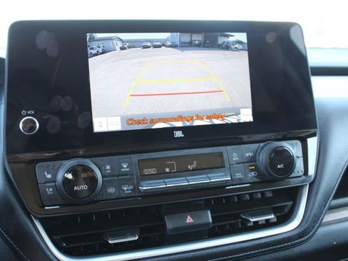 Used 2024 Toyota Grand Highlander FWD image 23