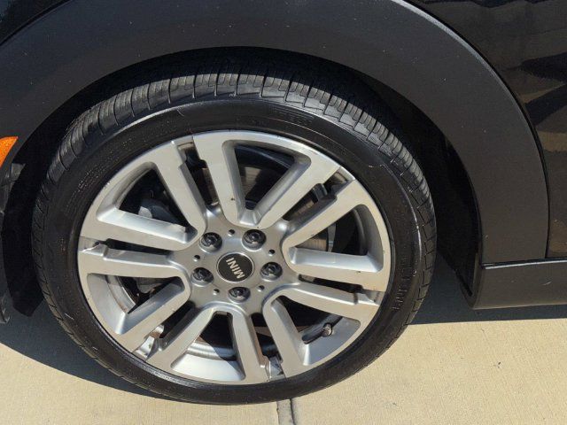 Used 2017 MINI Cooper S FWD image 3