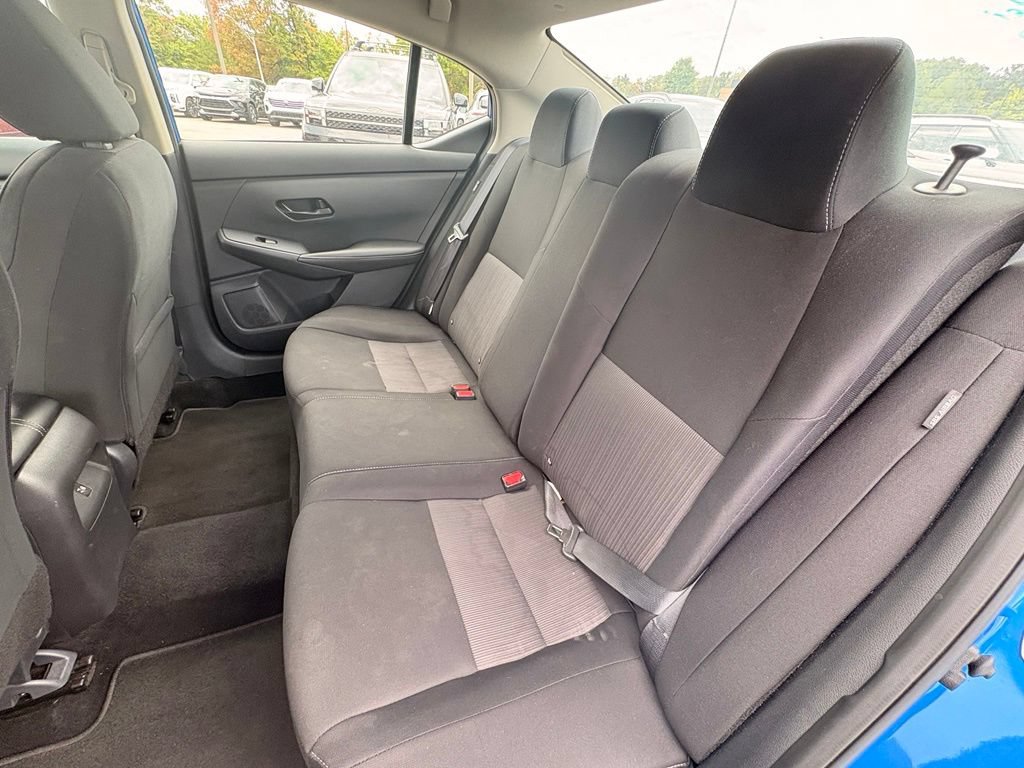 Used 2025 Nissan Sentra SV FWD image 25