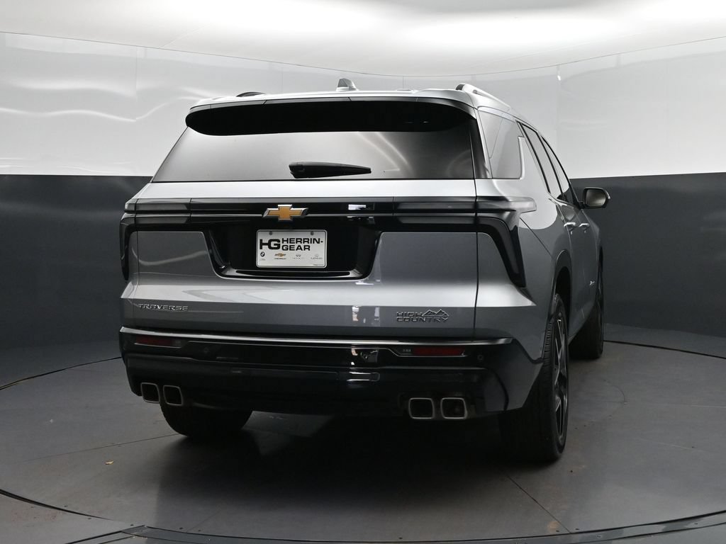 Used 2025 Chevrolet Traverse High Country w/ LPO, Floor Liner Package FWD image 7