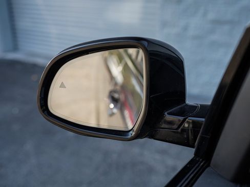 Used 2022 BMW X7 M50i image 39