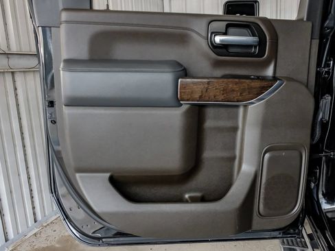 Used 2022 GMC Sierra 2500 Denali AWD/4WD image 46